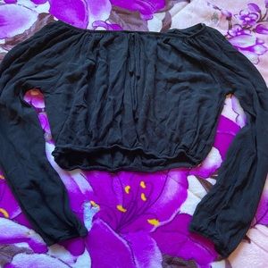 super cute all black shirt